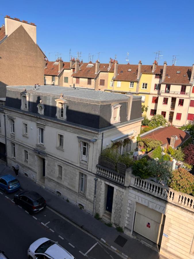 Central - Le Sambin Dijon Exterior foto